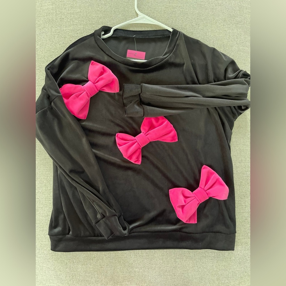 Black Shirt with Pink Bows